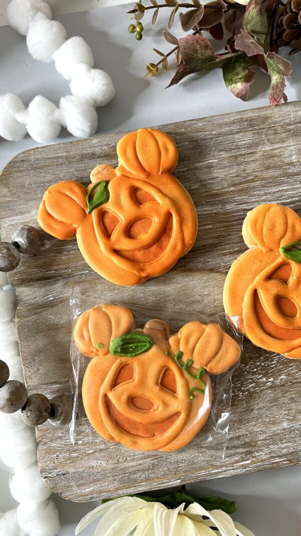 Fall 2023 - Pumpkin with Ears